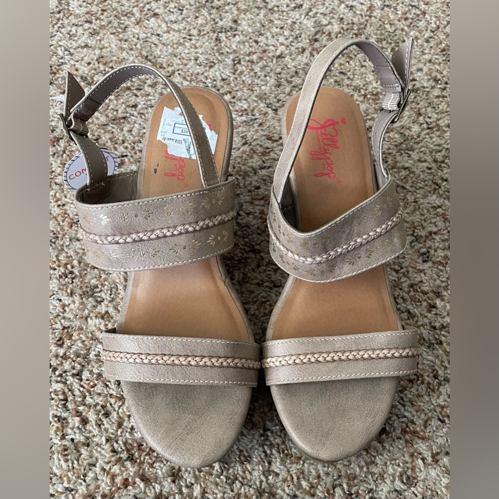 Women’s Jellypop Wedge Sandals Beige Size 9.5